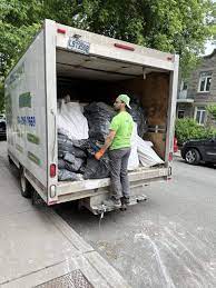 Best Carpet Removal and Disposal  in Hartford, IL